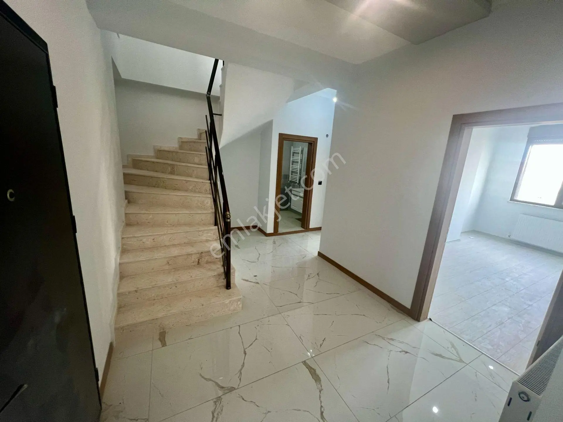 Akçay Aras Emlaktan Altınkumda Doğalgazlı Denize 300 Metre 4+1 Dubleks Daire — fotoğraf 14