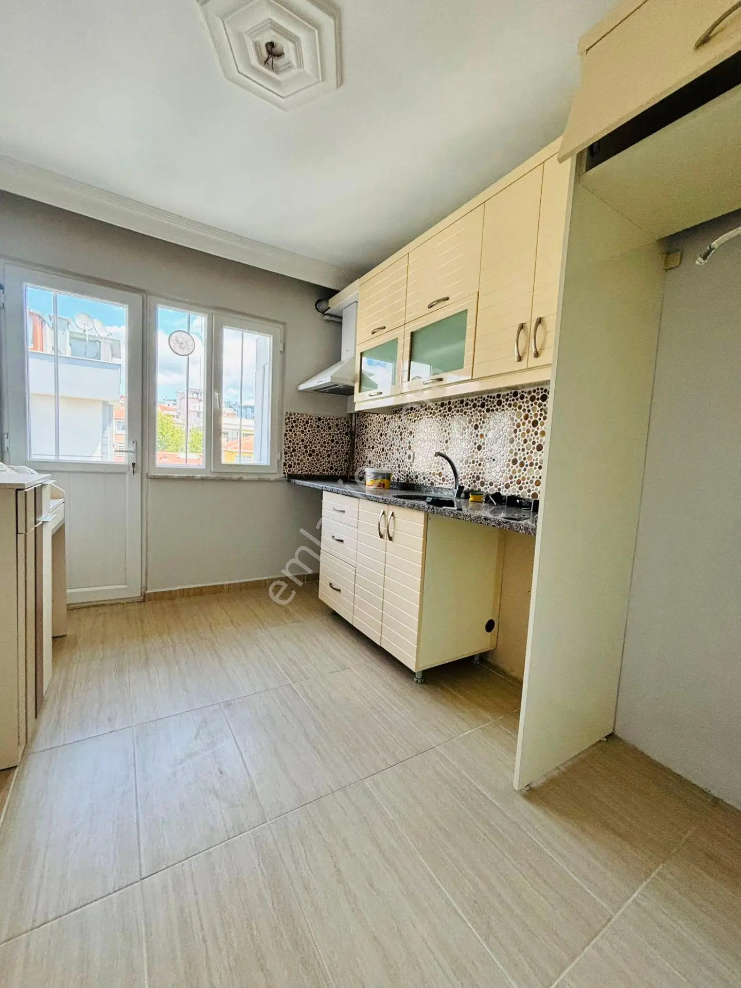 Mertcan'dan Oturuma Hazır Deniz Manzaralı 3+1_120m2 İskanlı — fotoğraf 11