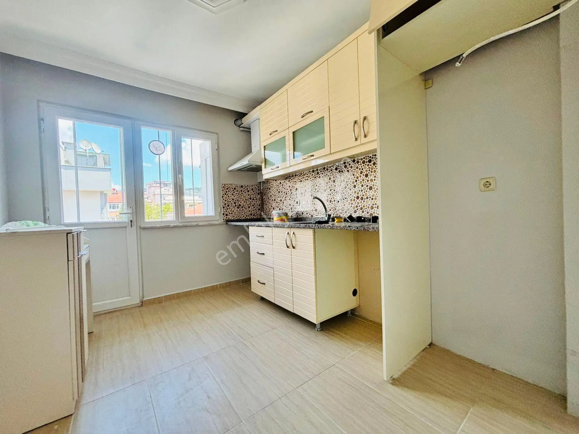 Mertcan'dan Oturuma Hazır Deniz Manzaralı 3+1_120m2 İskanlı — fotoğraf 13