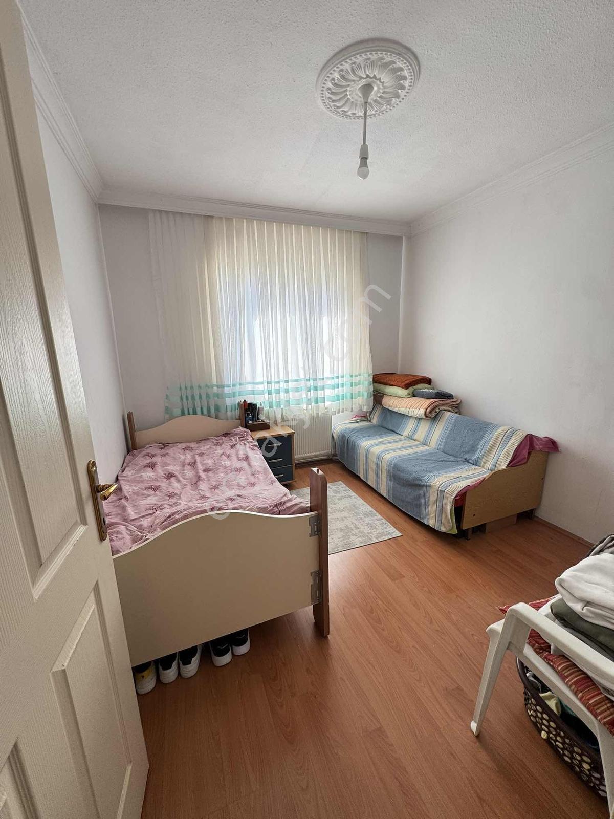 Akkent Tokide Eşyalı Satılık 1+1 Daire — fotoğraf 6