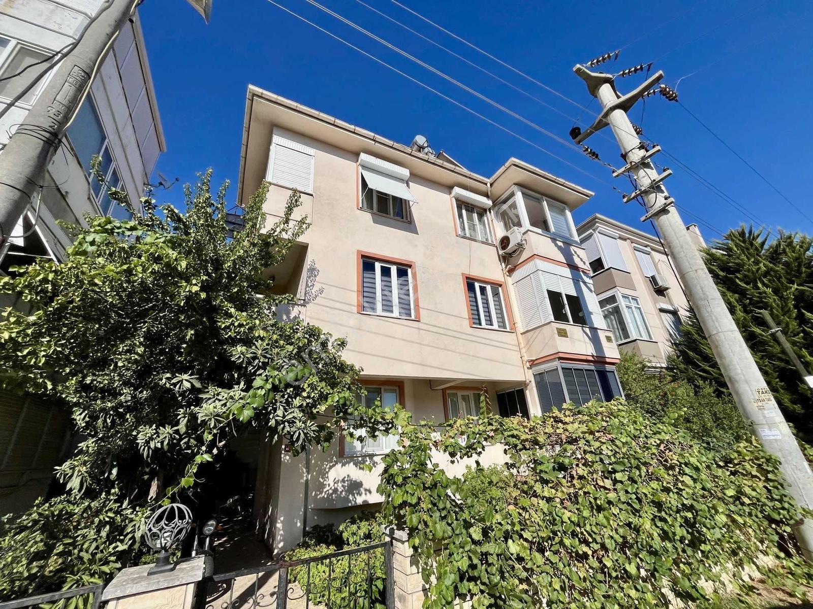 Güçlü Kardeşler Altınoluk Merkezde 2+1 Fırsat Daire — fotoğraf 3