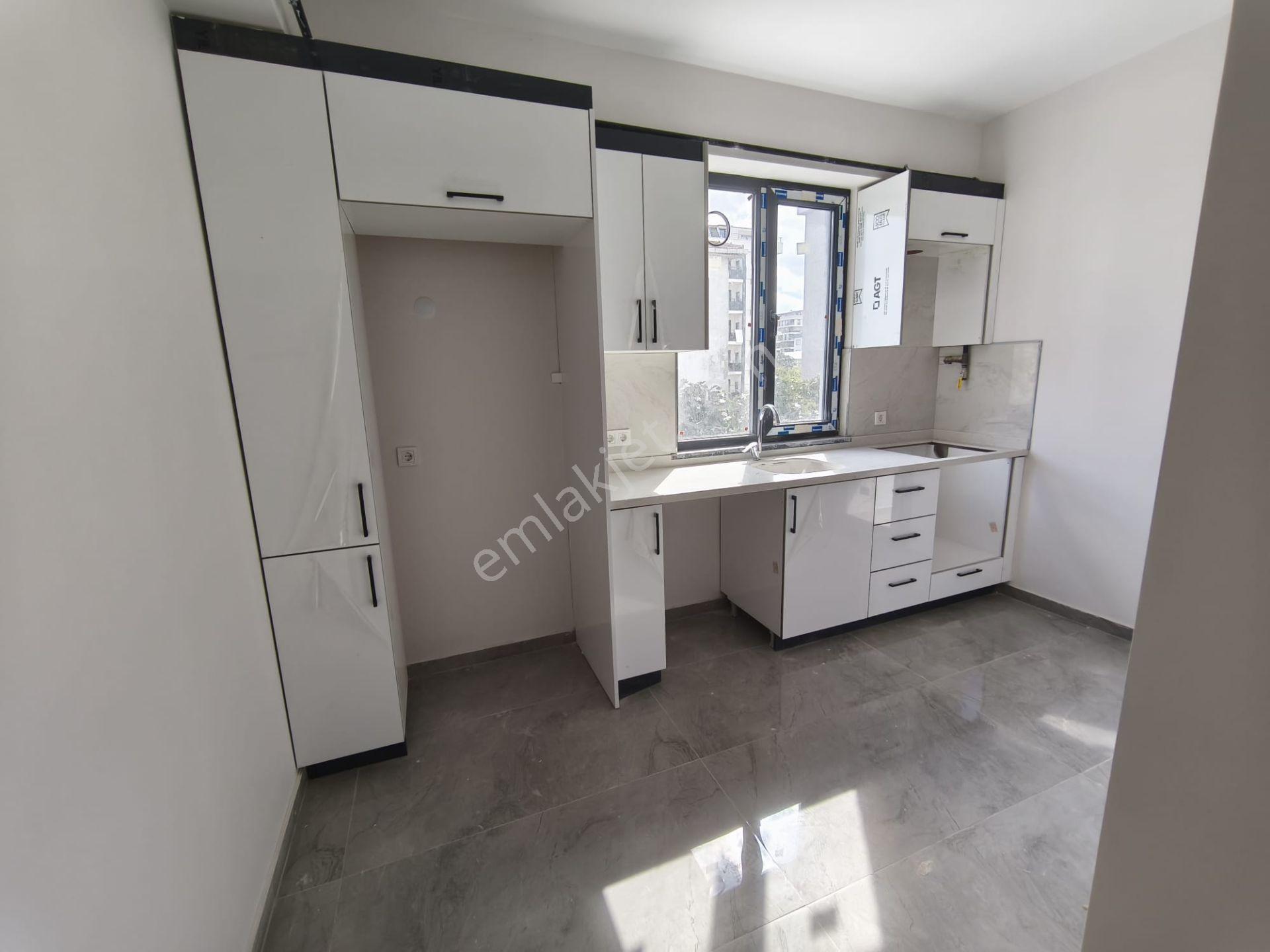 Sultanbeyli Orhangazide Satılık 85 M.2+1 Lüks Daireler — fotoğraf 21