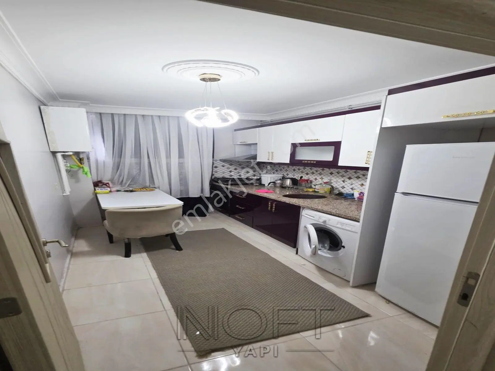 Devlet Hastanesi / Ulaşıma Yakın Eşyalı Satılık 1+1 Yüksek Giriş — fotoğraf 2