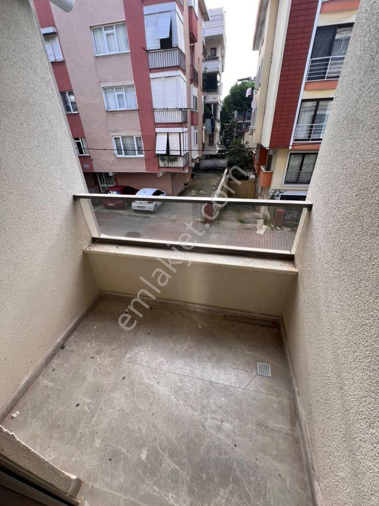 Kaçmaz'dan Küçükyalı Marmaraya 4dk Ön Cephe Ara Kat Lüks 3+1 — fotoğraf 13