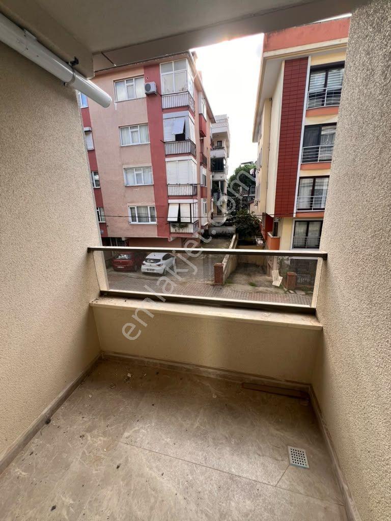 Kaçmaz'dan Küçükyalı Marmaraya 4dk Ön Cephe Ara Kat Lüks 3+1 — fotoğraf 14
