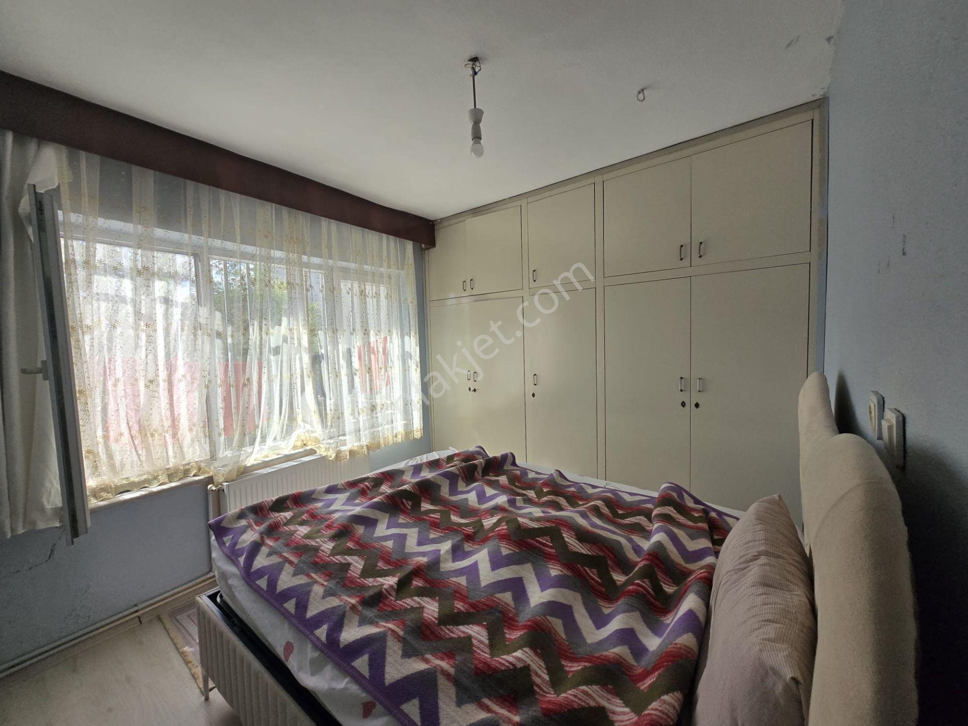 Remax Land Den Cadde Üstü Satılık Geniş 3+1 — fotoğraf 12