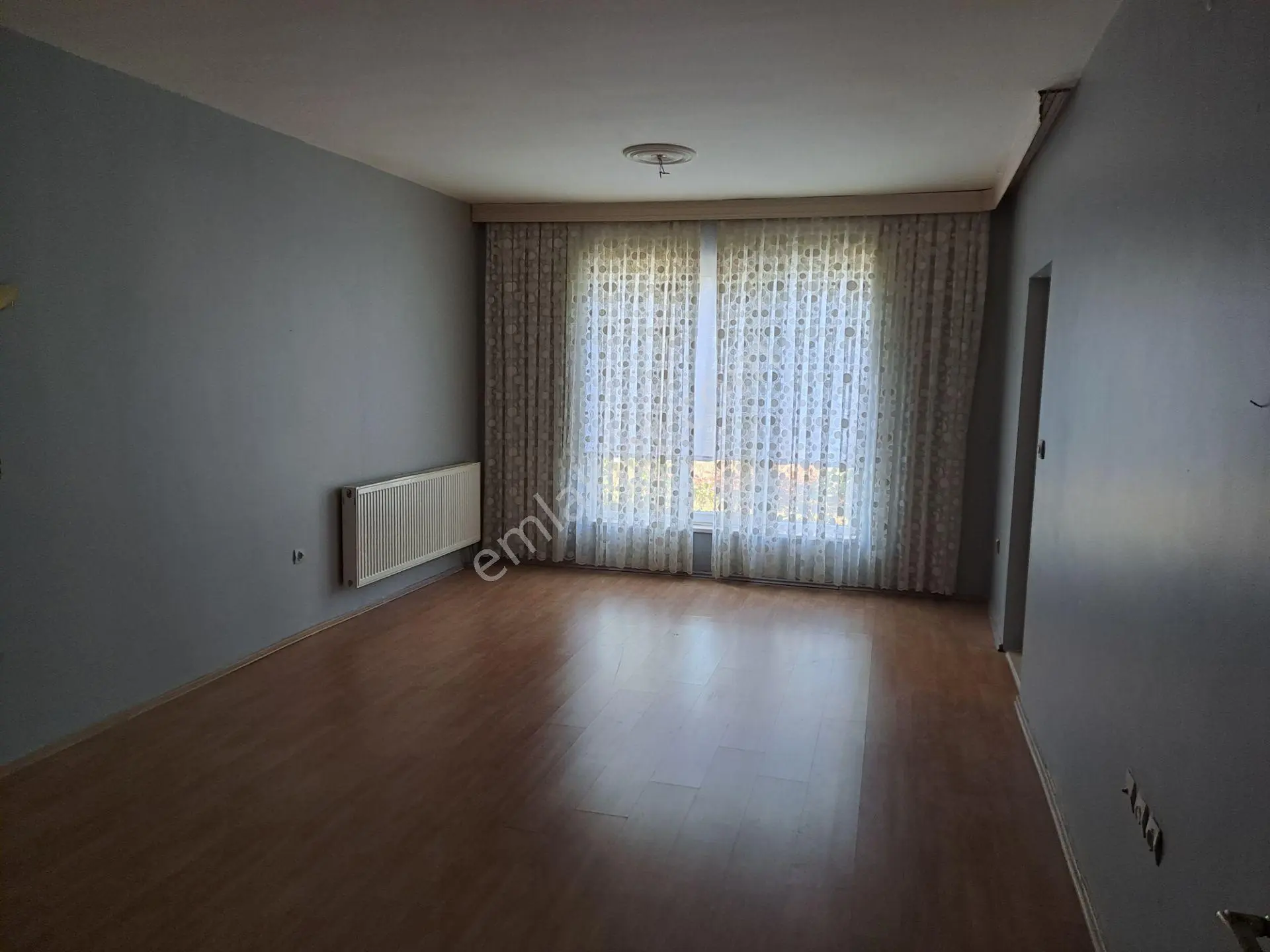 Kalıcı Konutlar 4. Bölge Bahçekat Satılık Bakımlı Daire — fotoğraf 3
