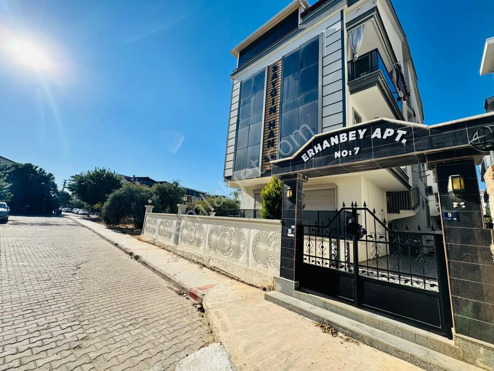 Didimde Satılık 3 M Migros Arkasında 7 Yaşında Binada Ful Eşyalı 2+1 Daire