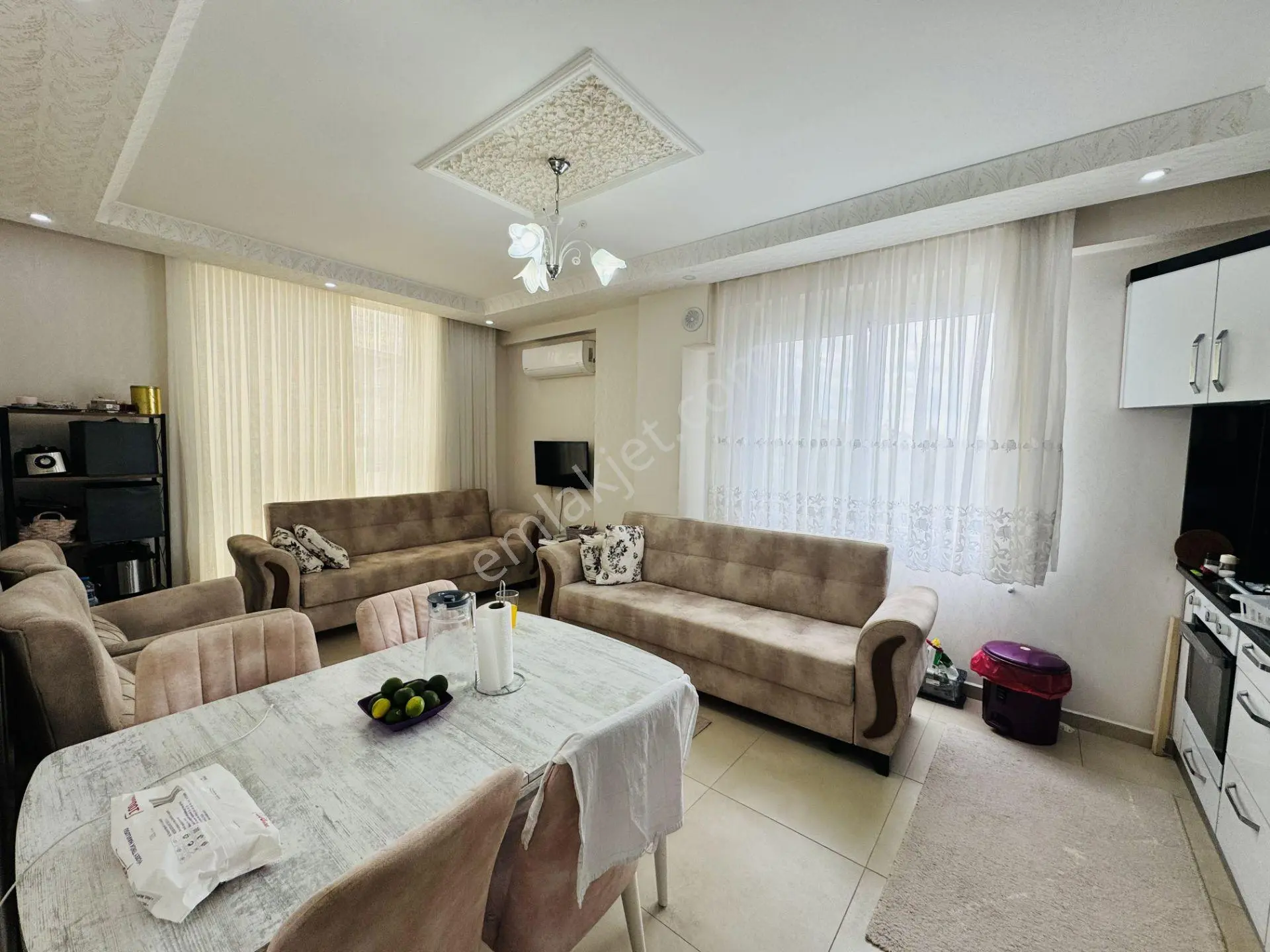 Didimde Satılık 3 M Migros Arkasında 7 Yaşında Binada Ful Eşyalı 2+1 Daire — fotoğraf 2