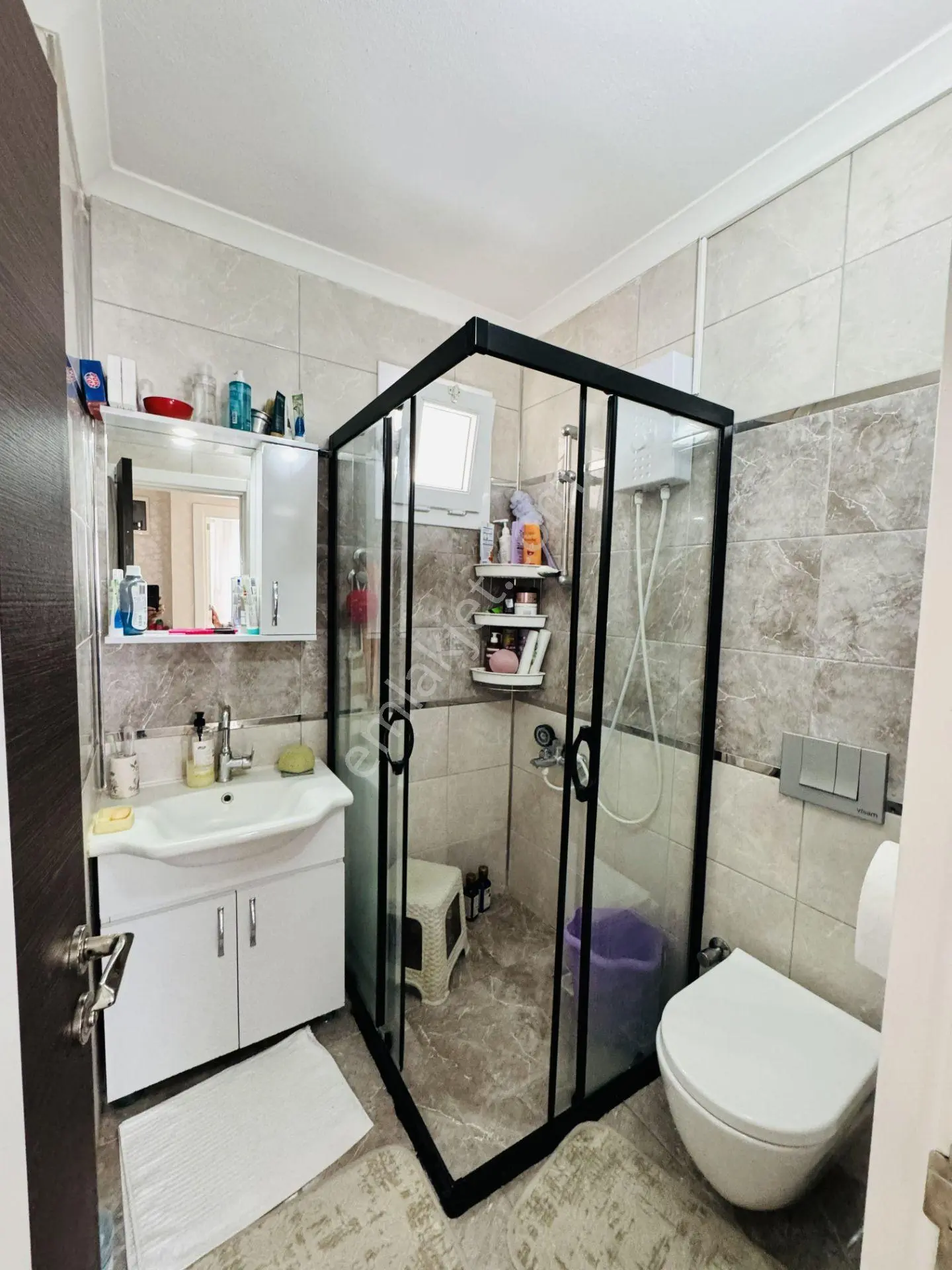 Didimde Satılık 3 M Migros Arkasında 7 Yaşında Binada Ful Eşyalı 2+1 Daire — fotoğraf 4