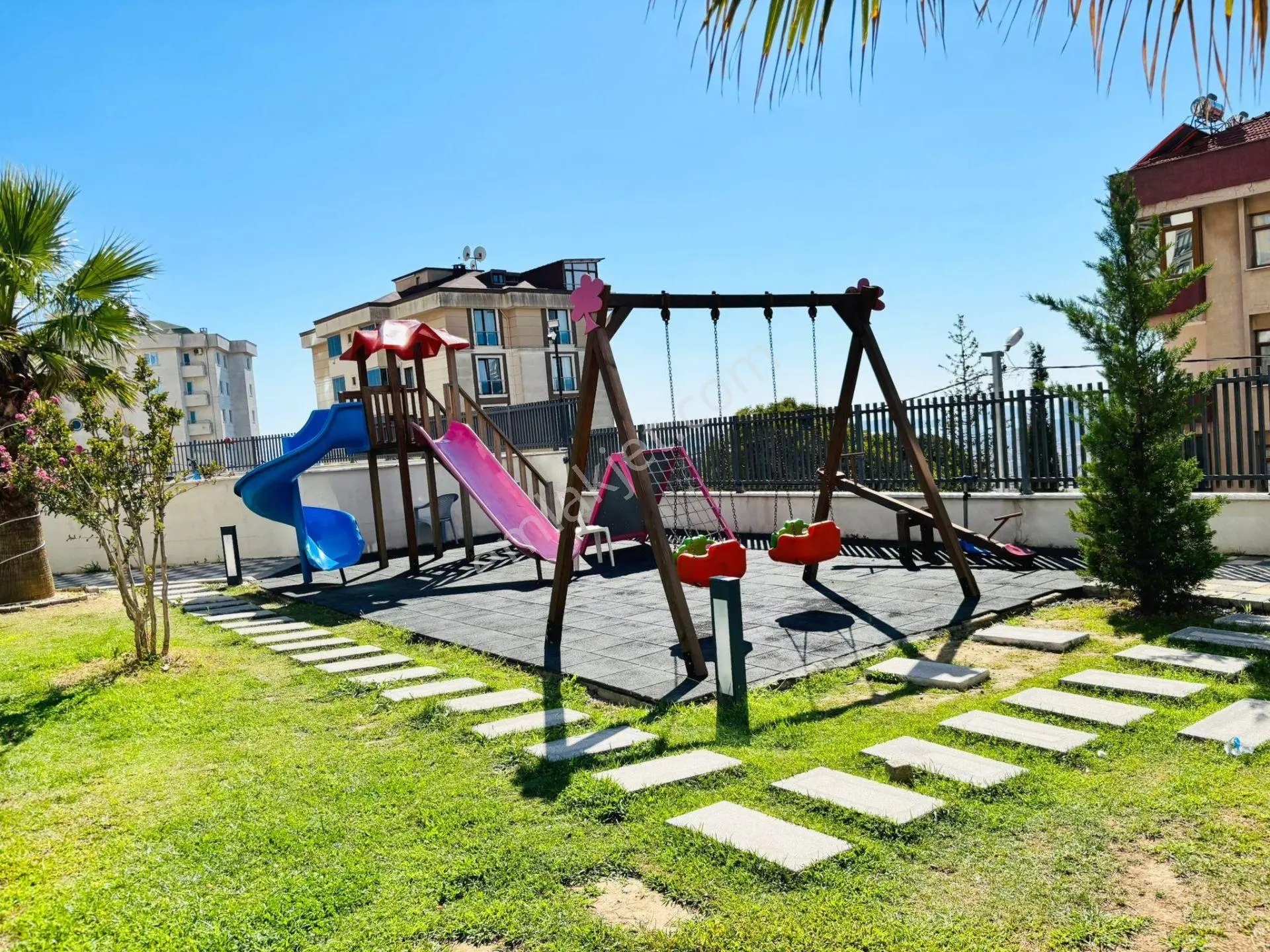 Mertcan'dan Yakacık Yeni Mah. Site İçi İskanlı Balkonlu 2+1 — fotoğraf 24