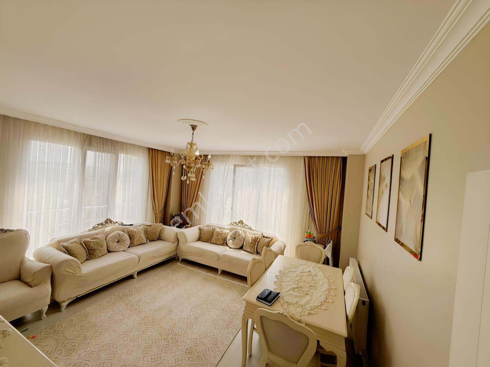 Güllübağlar Hadım Sokakta 2+1 Balkonlu Satılık Daire — fotoğraf 2