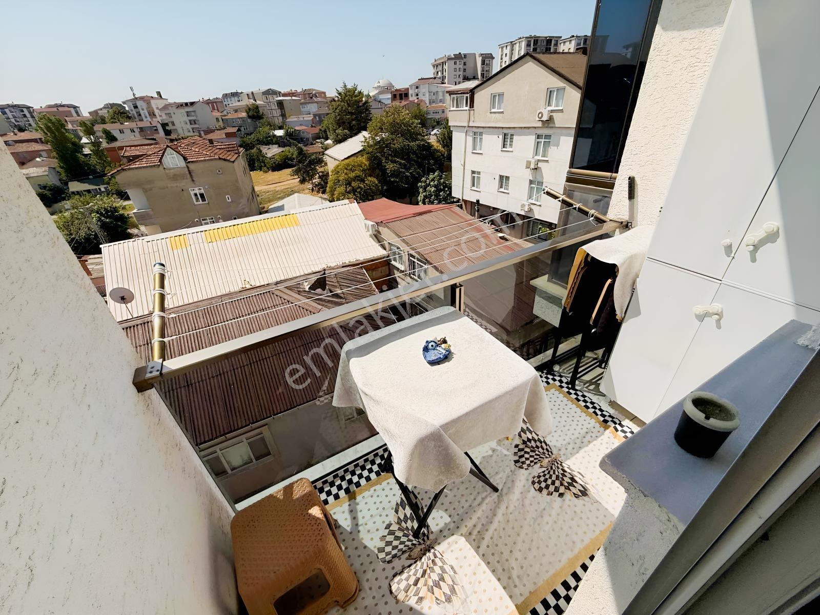 Güllübağlar Hadım Sokakta 2+1 Balkonlu Satılık Daire — fotoğraf 11