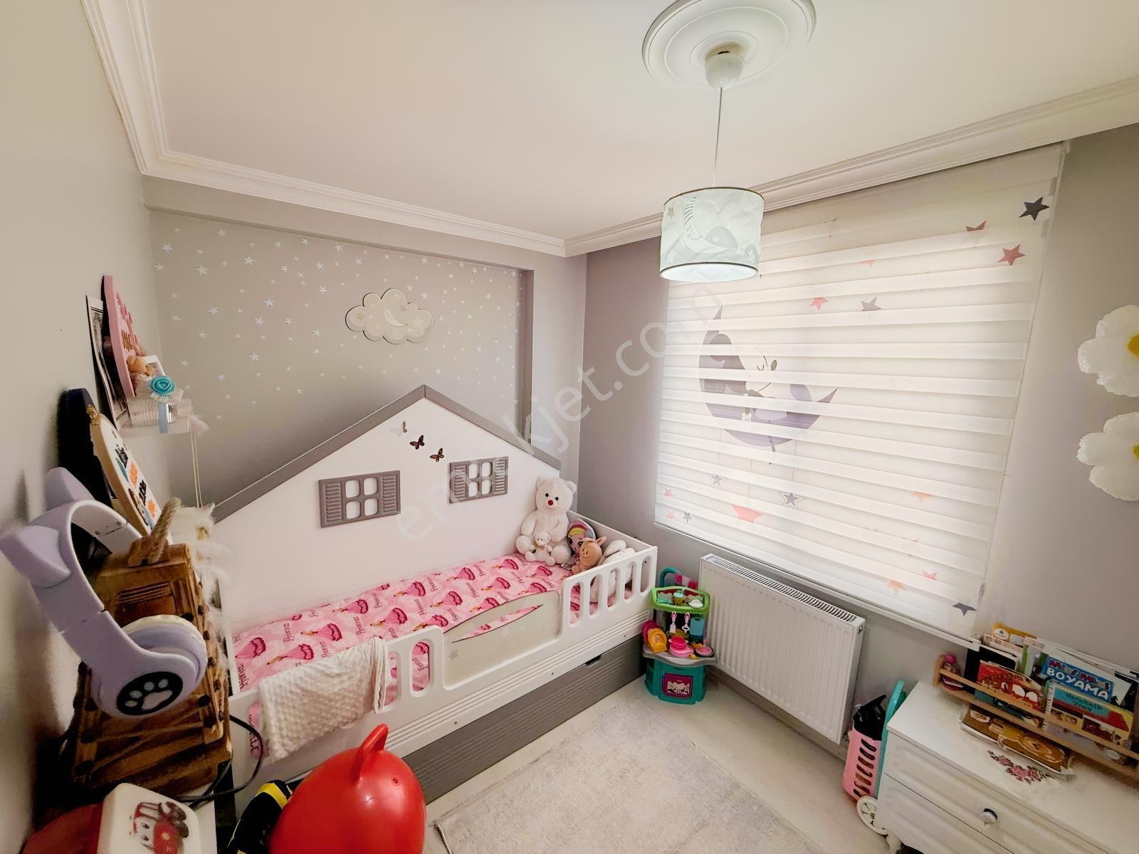 Güllübağlar Hadım Sokakta 2+1 Balkonlu Satılık Daire — fotoğraf 13