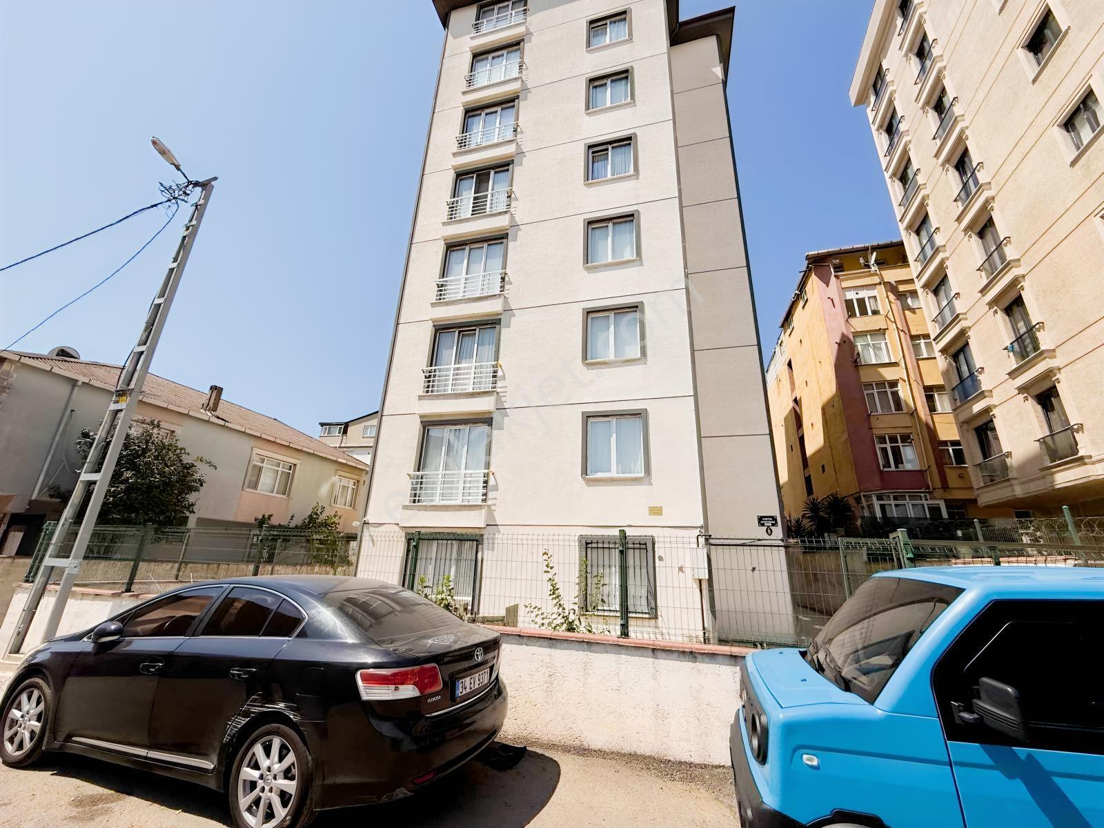 Güllübağlar Hadım Sokakta 2+1 Balkonlu Satılık Daire — fotoğraf 36
