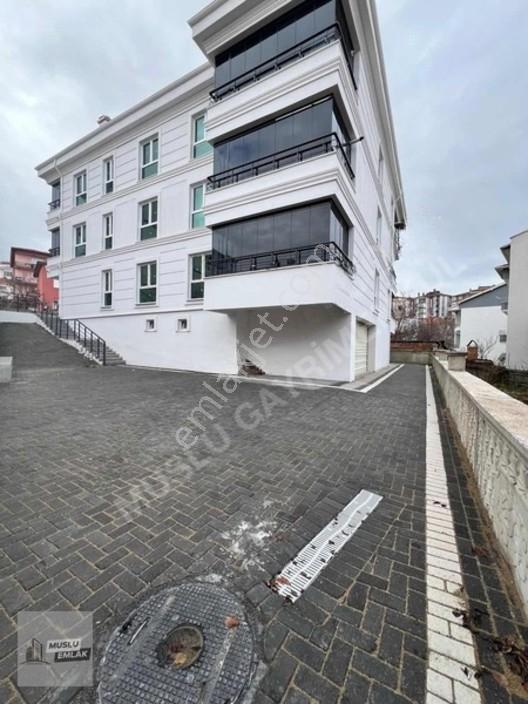 Bahçelievler'de Premium Daire — fotoğraf 3