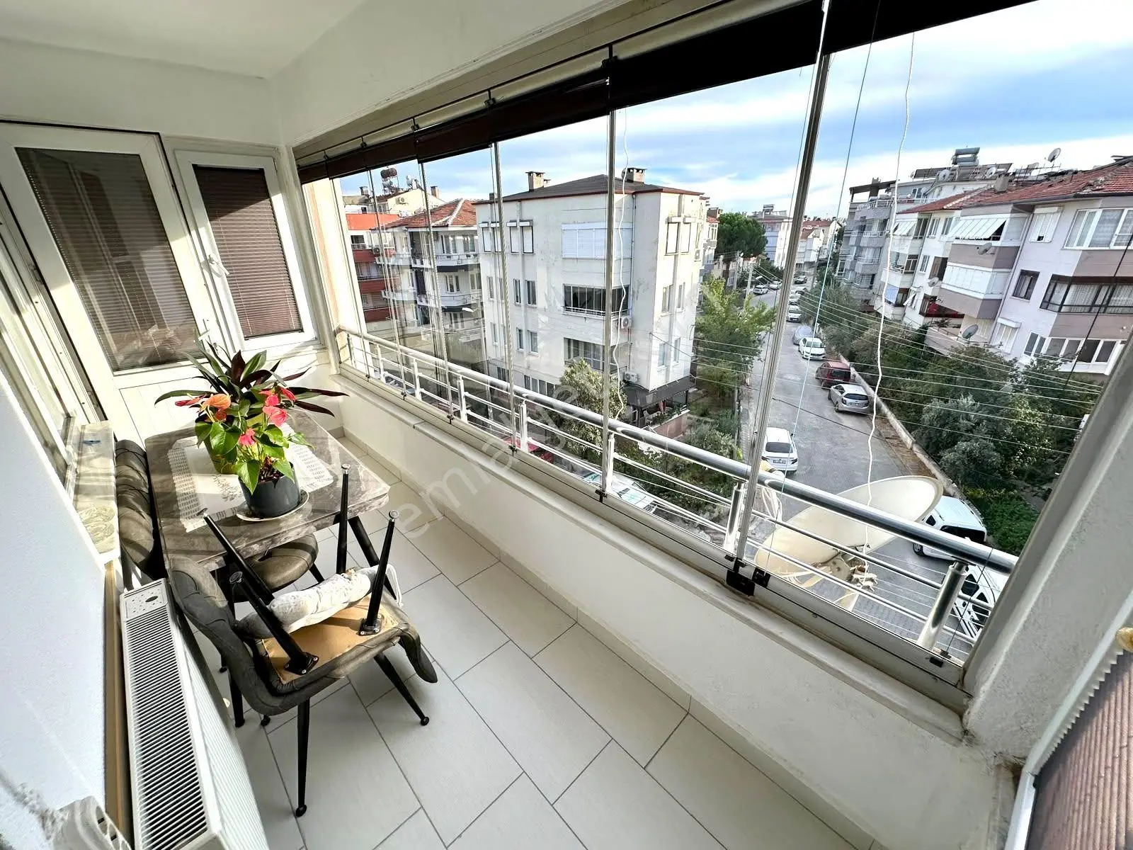 Yetkisi Referans'tan Akçay Merkez'de Denize 300 Mt Ön Cephe Geniş 4+1 Dubleks — fotoğraf 25