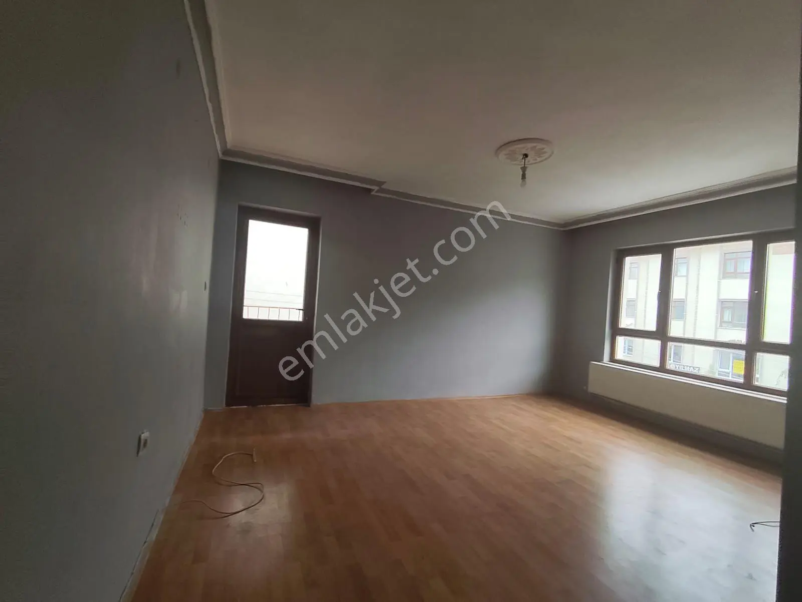 Yılmaz Gayrimenkulden Full Yapılı Masrafsız 3+1 Ara Kat Satılık Daire Pazarlık — fotoğraf 2