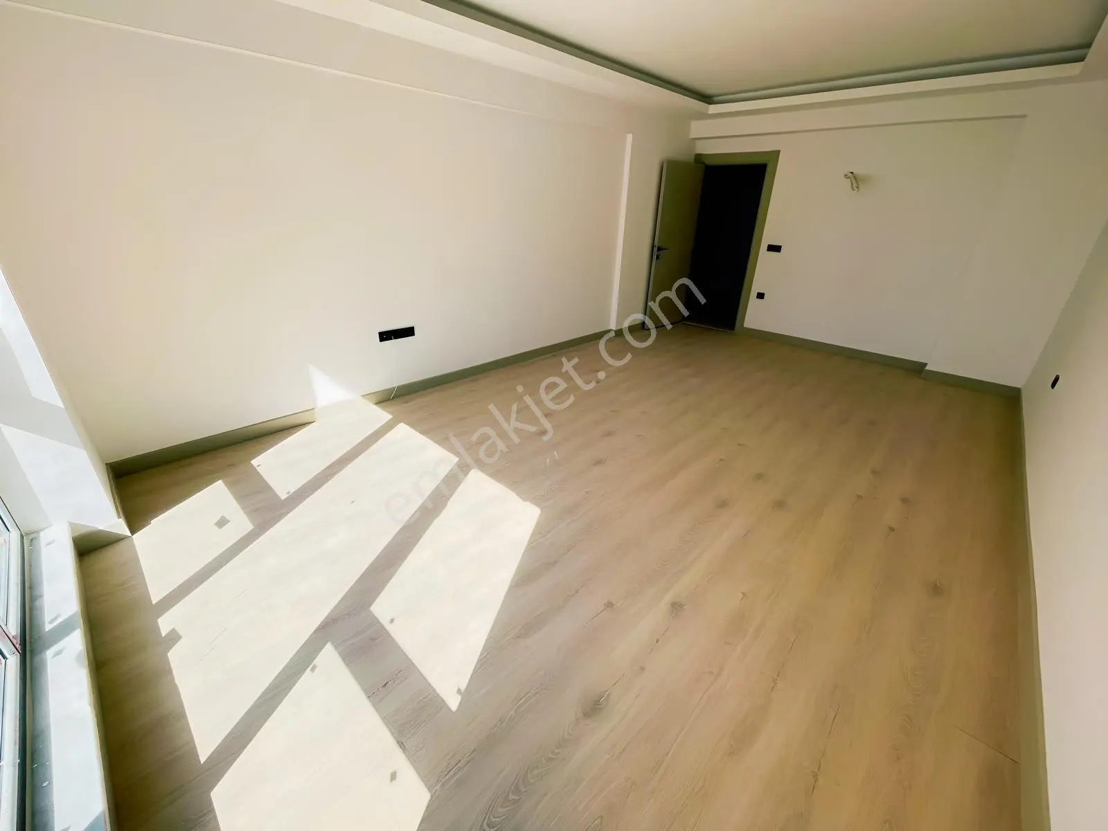 Özkan'dan Manastır'da Havuzlu Sitede Satılık 125 M² 3+1 Daire — fotoğraf 4