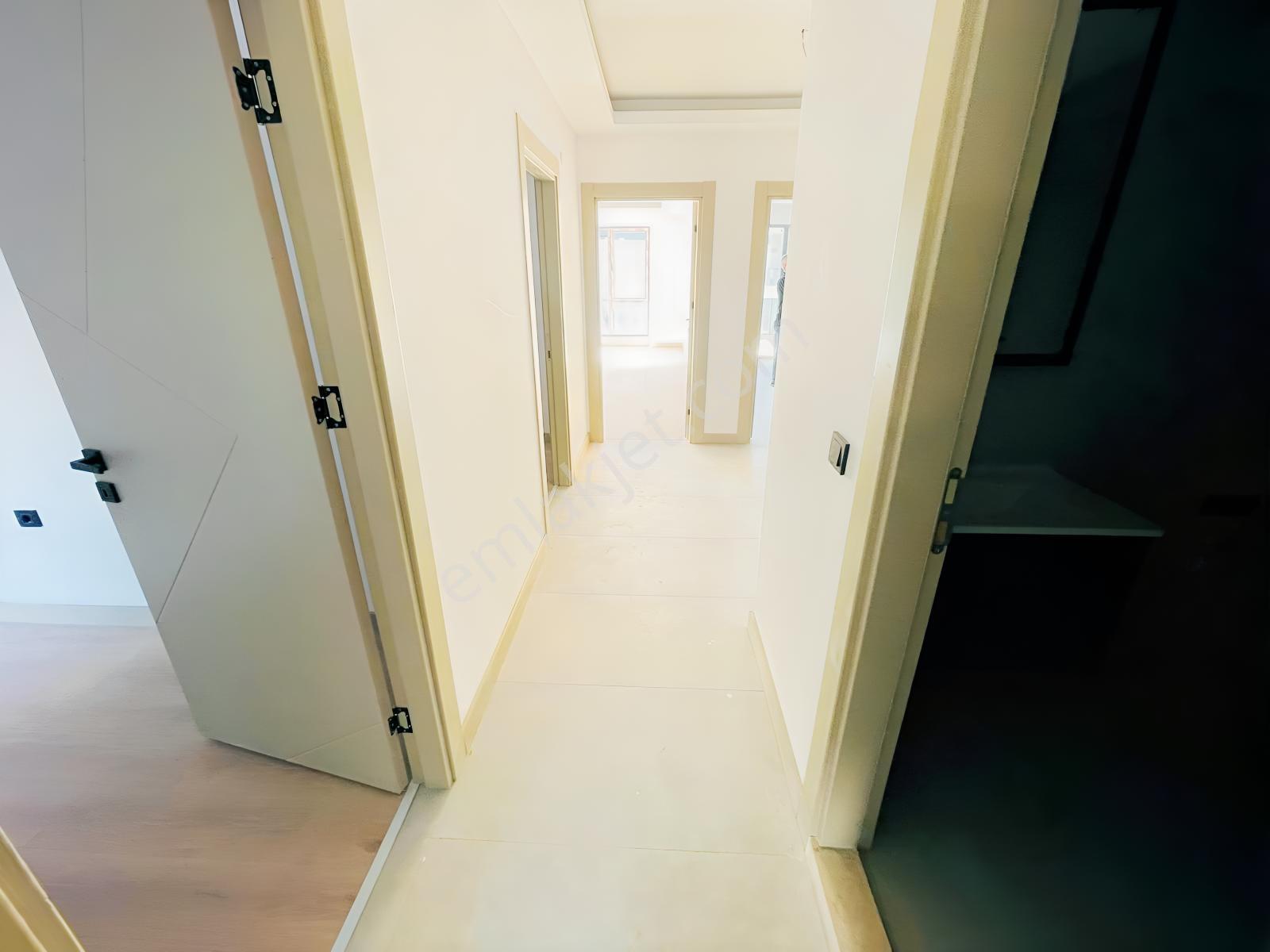 Özkan'dan Manastır'da Havuzlu Sitede Satılık 125 M² 3+1 Daire — fotoğraf 22