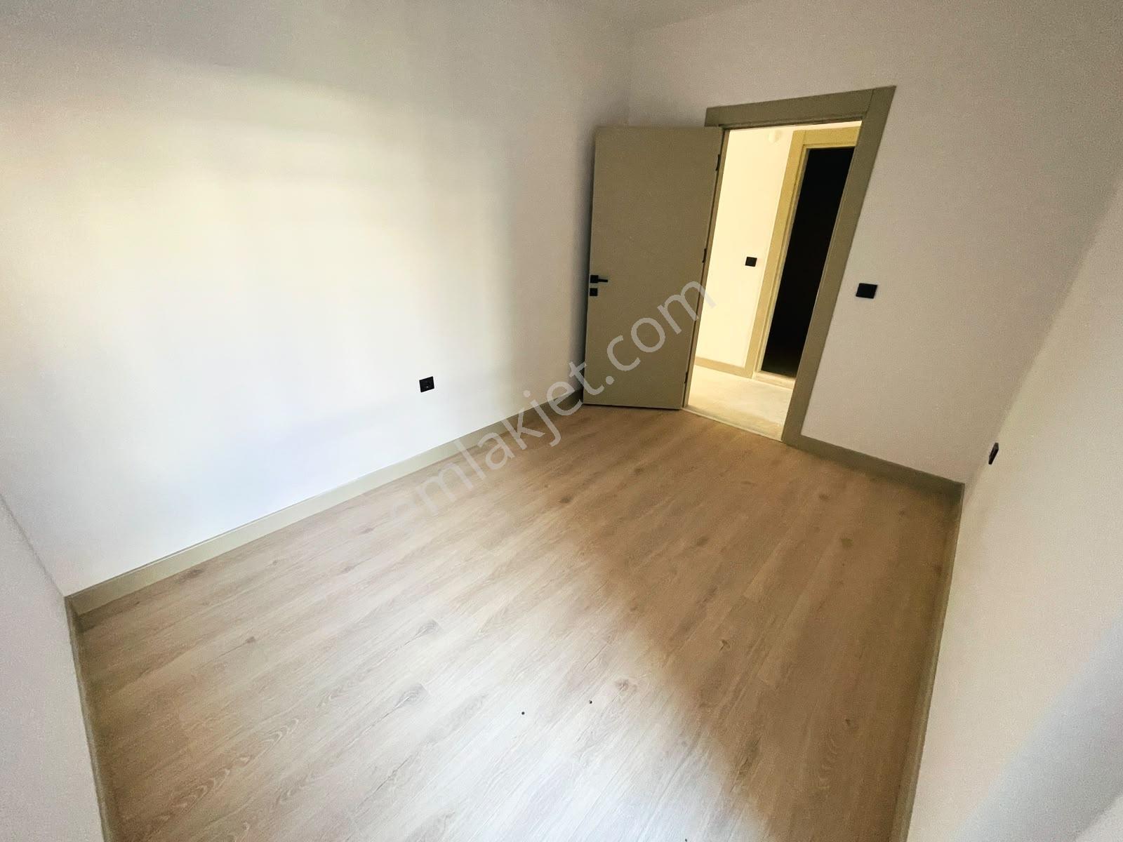 Özkan'dan Manastır'da Havuzlu Sitede Satılık 125 M² 3+1 Daire — fotoğraf 23
