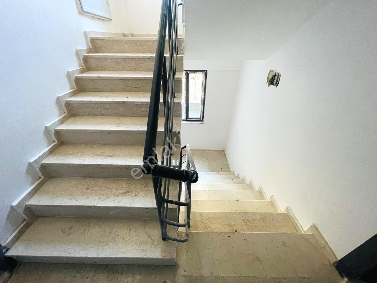 Özkan'dan Manastır'da Havuzlu Sitede Satılık 125 M² 3+1 Daire — fotoğraf 30