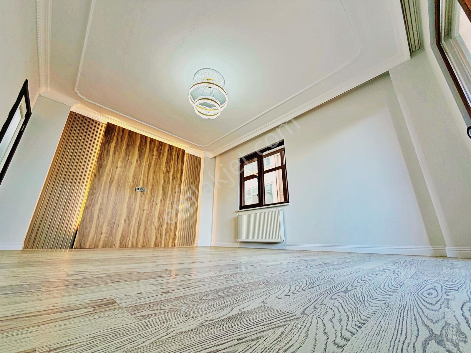 Altınkumda Gültaş Emlaktan Satılık 2+1ayrı Mutfak Ön Cephe Daire — fotoğraf 6