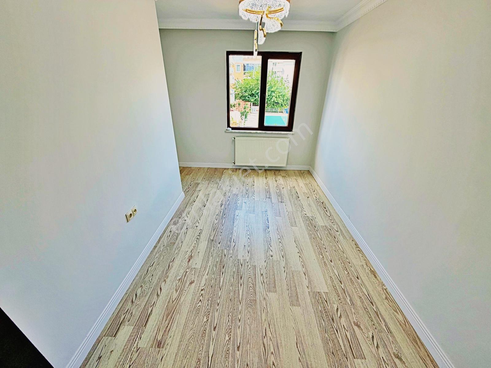 Altınkumda Gültaş Emlaktan Satılık 2+1ayrı Mutfak Ön Cephe Daire — fotoğraf 21