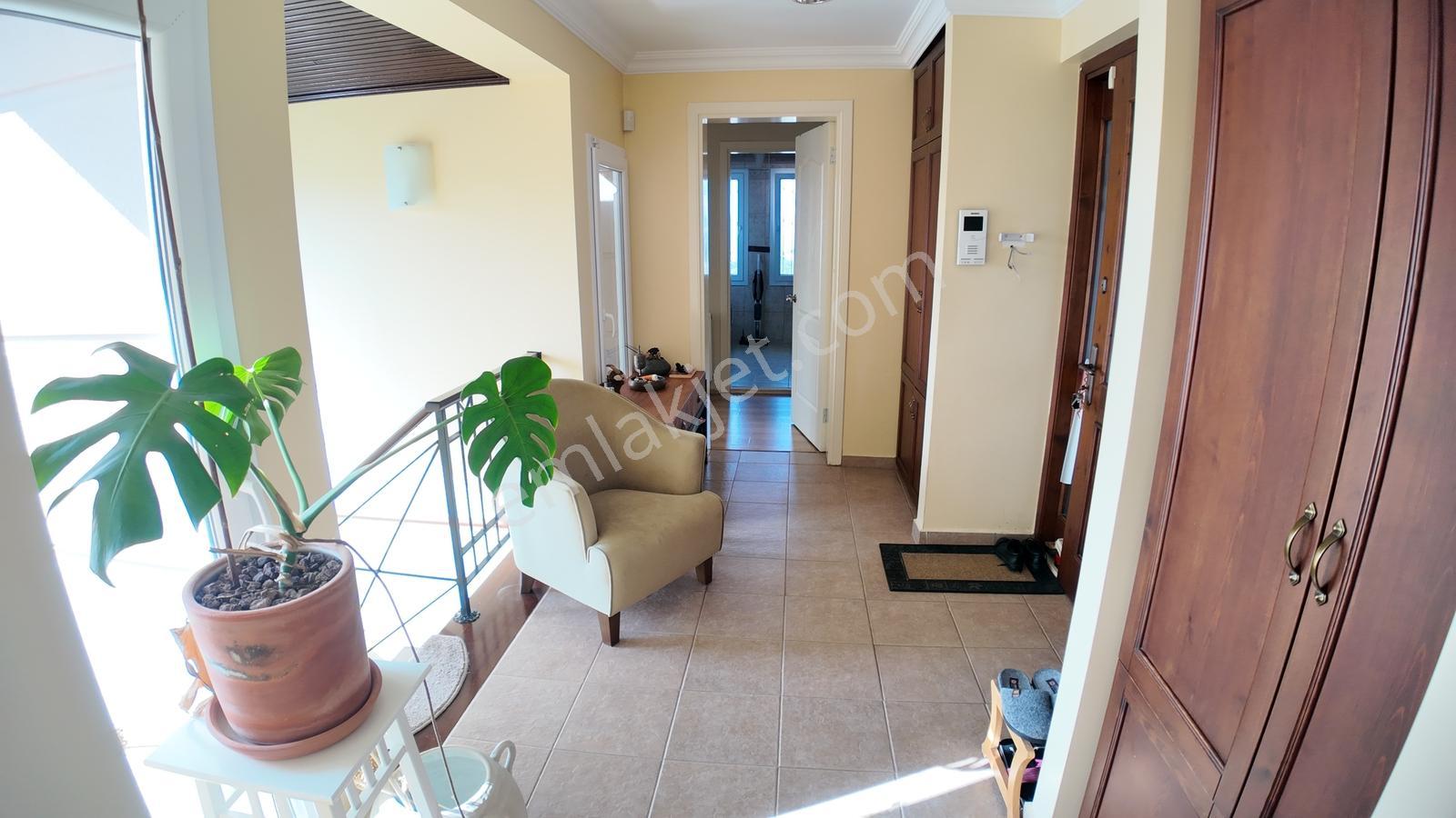 Urla Bademlerde 1.500 M² İçinde Eşsiz Doğa Ve Deniz Man. Villa — fotoğraf 19