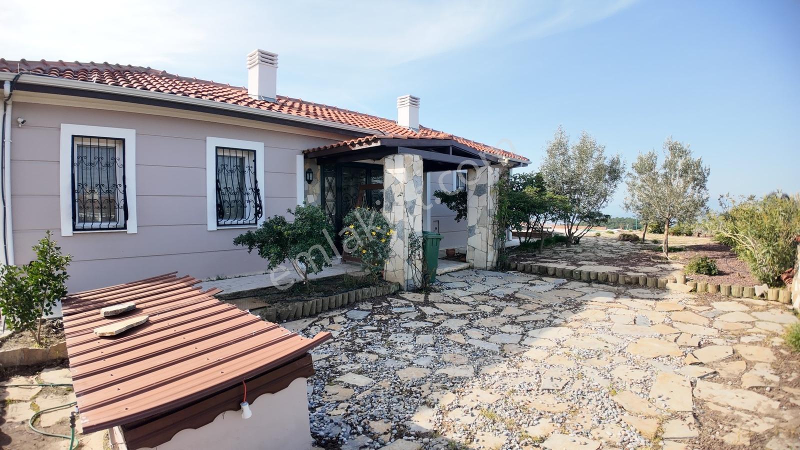 Urla Bademlerde 1.500 M² İçinde Eşsiz Doğa Ve Deniz Man. Villa — fotoğraf 31