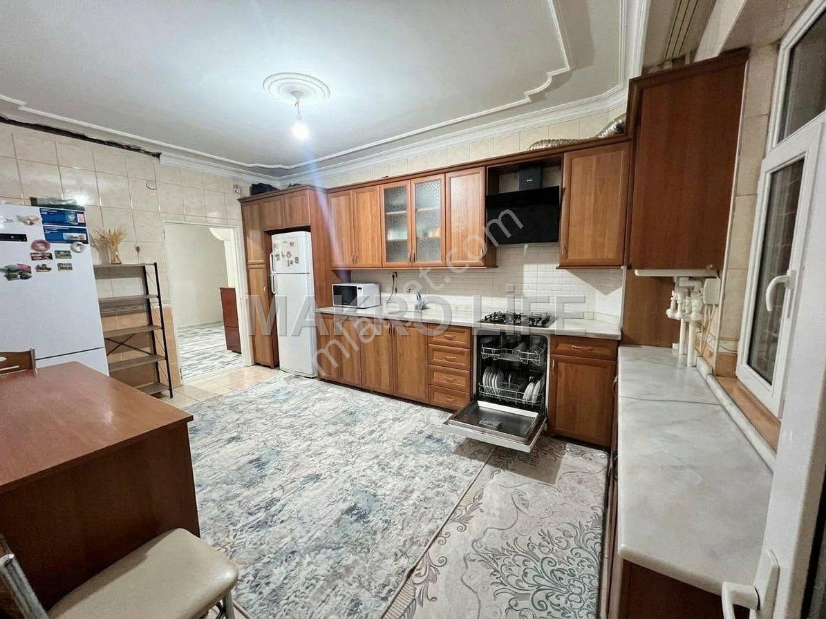 Diclekent Roboski Parkı Bitişiği Satılık 3+1 200 Mt Daire — fotoğraf 3