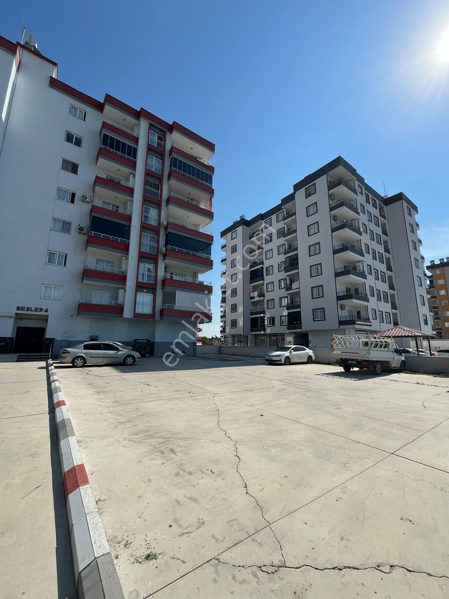 Dinç Emlak'dan Ferahimşalvuz'da Geniş Cam Balkonlu Katta Güney Cepheli 3+1 Daire — fotoğraf 2