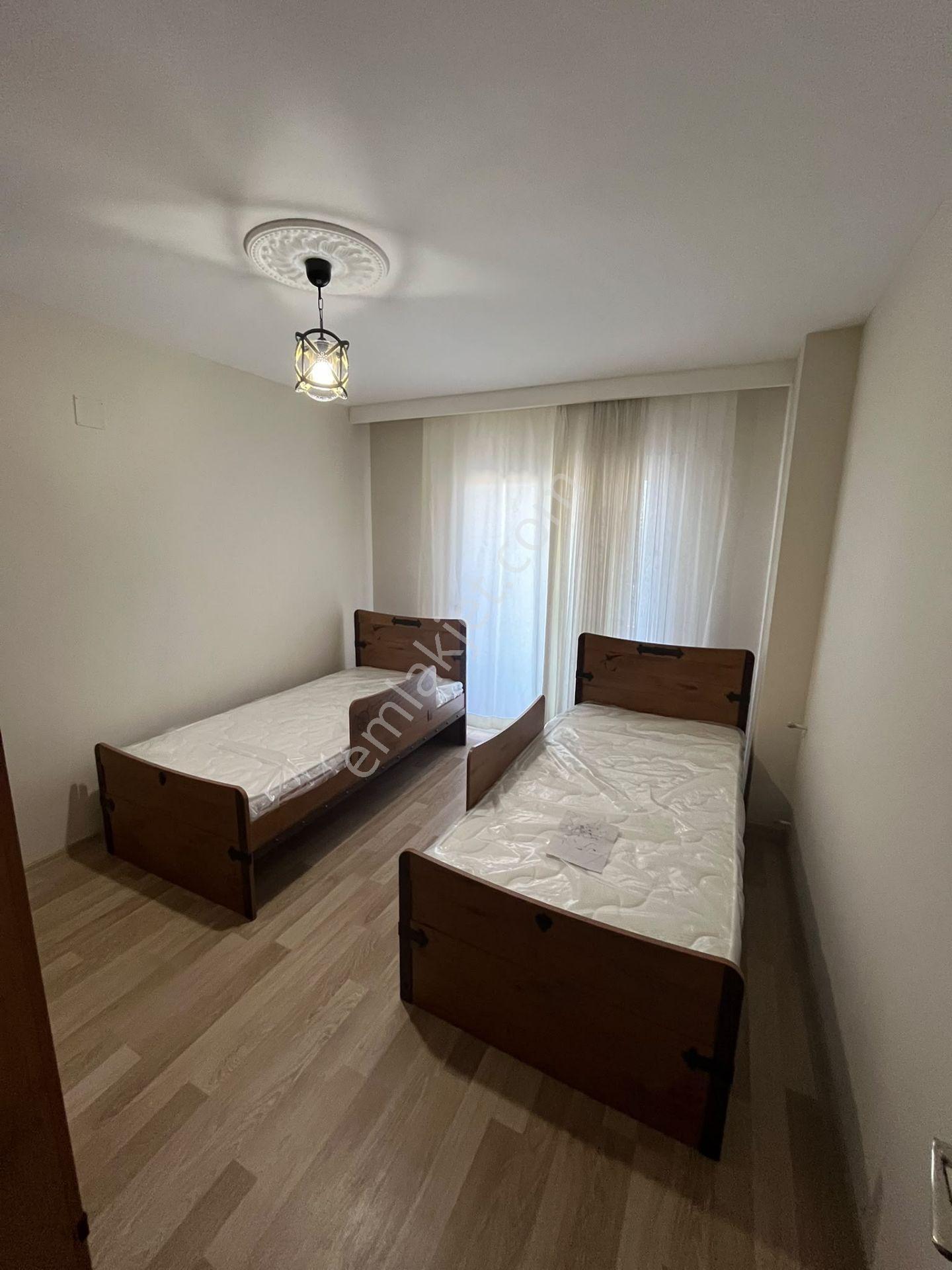 Dinç Emlak'dan Ferahimşalvuz'da Geniş Cam Balkonlu Katta Güney Cepheli 3+1 Daire — fotoğraf 18