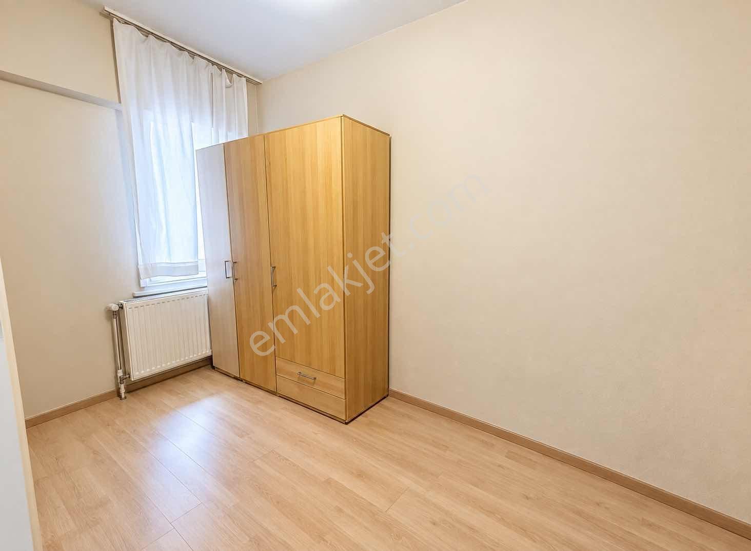 Mithatpaşa Mah 200 Sokakta 2+1 Satılık Daire — fotoğraf 6