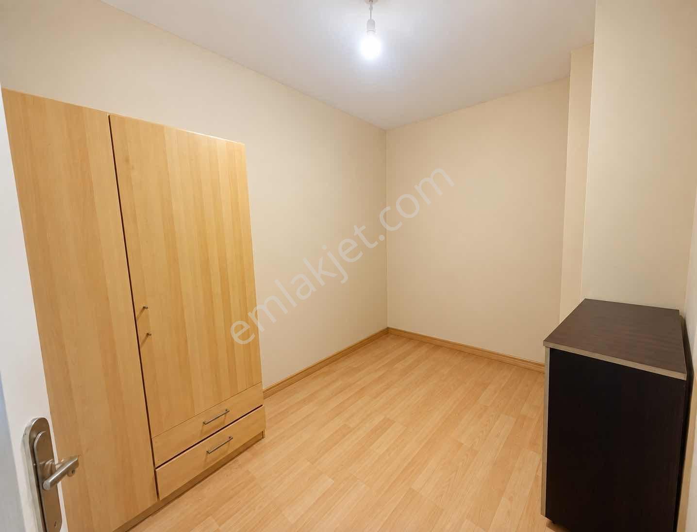 Mithatpaşa Mah 200 Sokakta 2+1 Satılık Daire — fotoğraf 7
