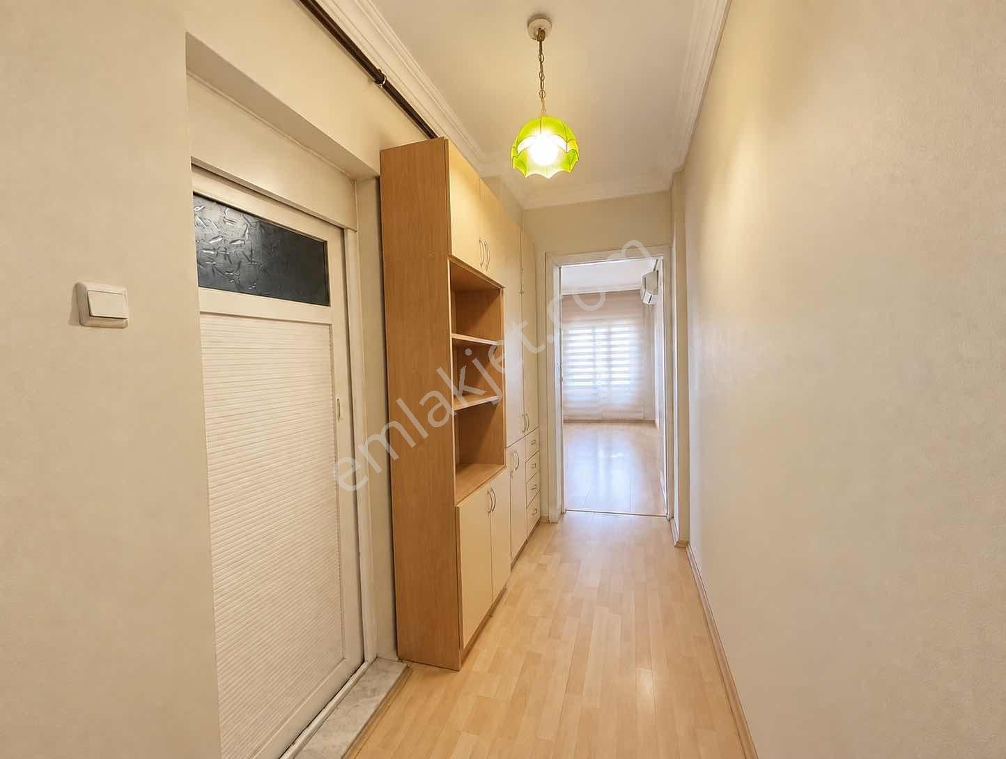 Mithatpaşa Mah 200 Sokakta 2+1 Satılık Daire — fotoğraf 9