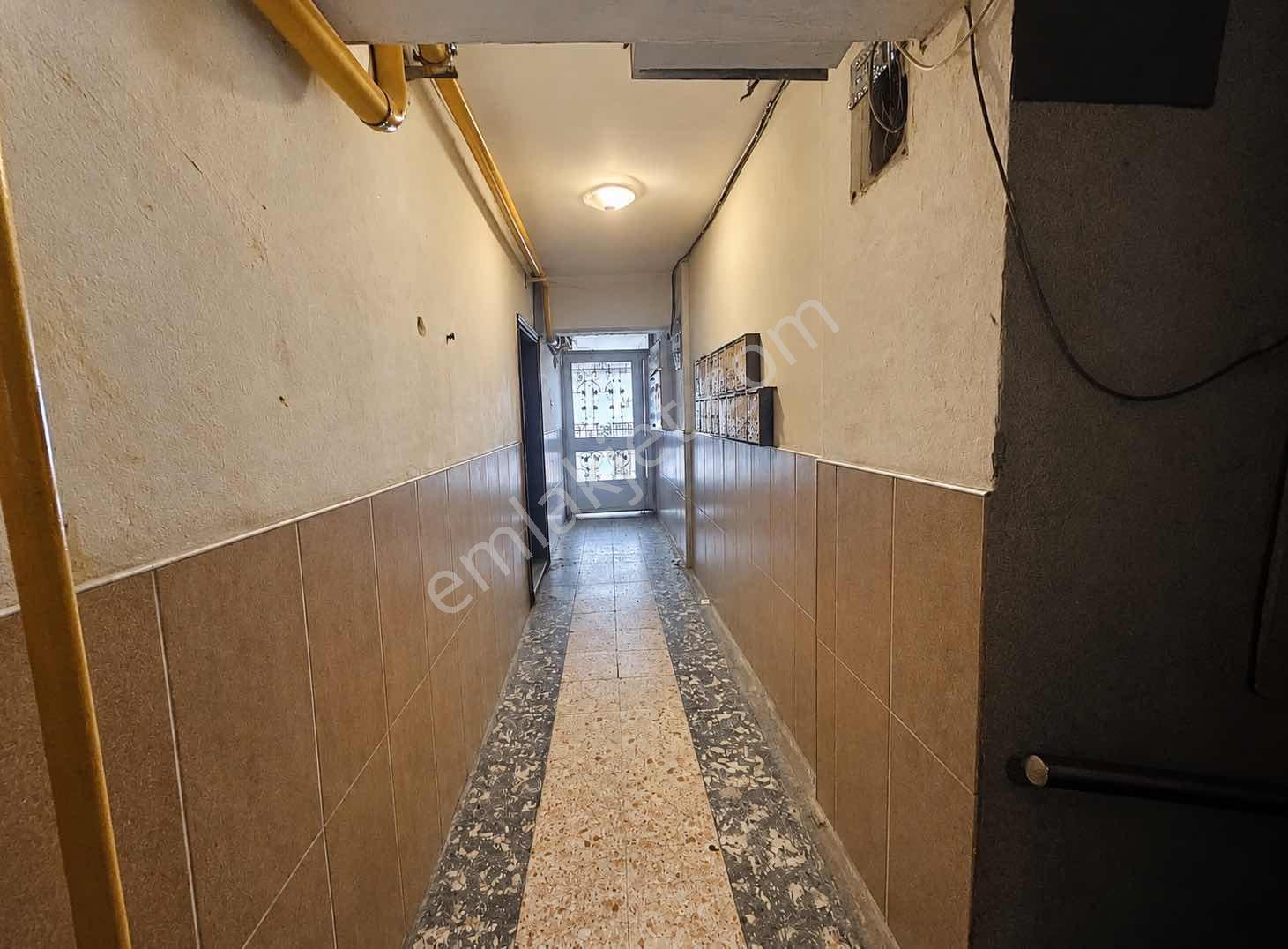 Mithatpaşa Mah 200 Sokakta 2+1 Satılık Daire — fotoğraf 12