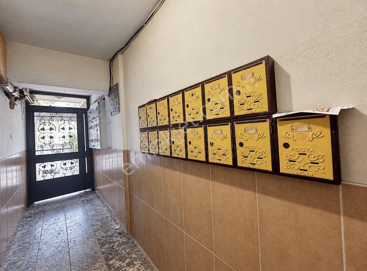 Mithatpaşa Mah 200 Sokakta 2+1 Satılık Daire — fotoğraf 14