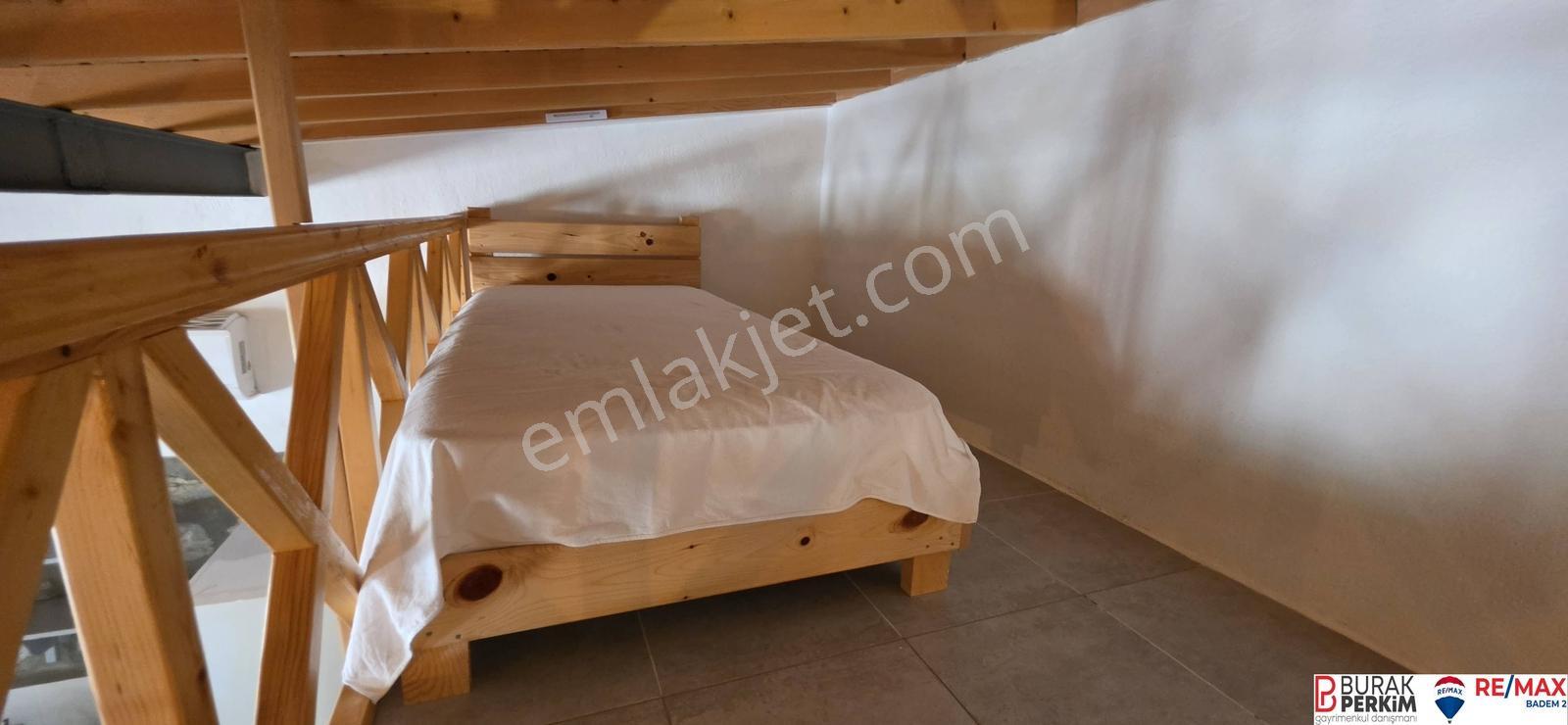 Seydikemer Dodurga'da 8.362 M² Tek Tapu Satılık Havuzlu Taş Ev — fotoğraf 7