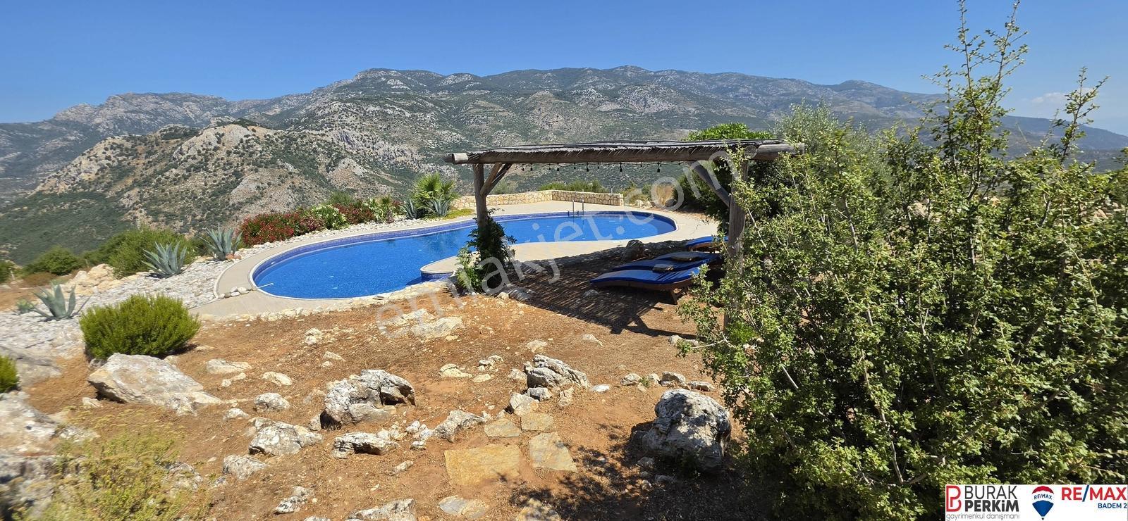 Seydikemer Dodurga'da 8.362 M² Tek Tapu Satılık Havuzlu Taş Ev — fotoğraf 17