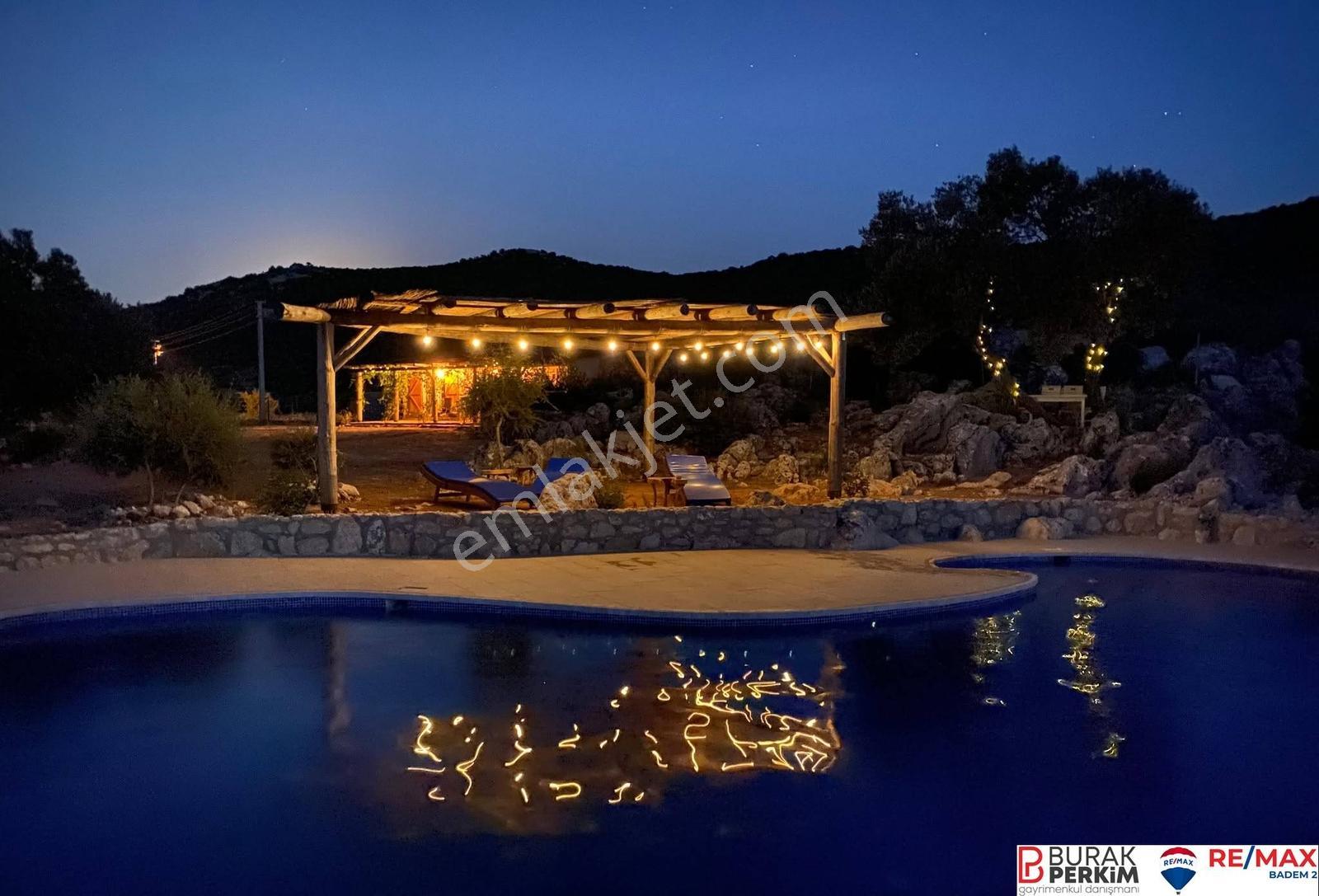 Seydikemer Dodurga'da 8.362 M² Tek Tapu Satılık Havuzlu Taş Ev — fotoğraf 21