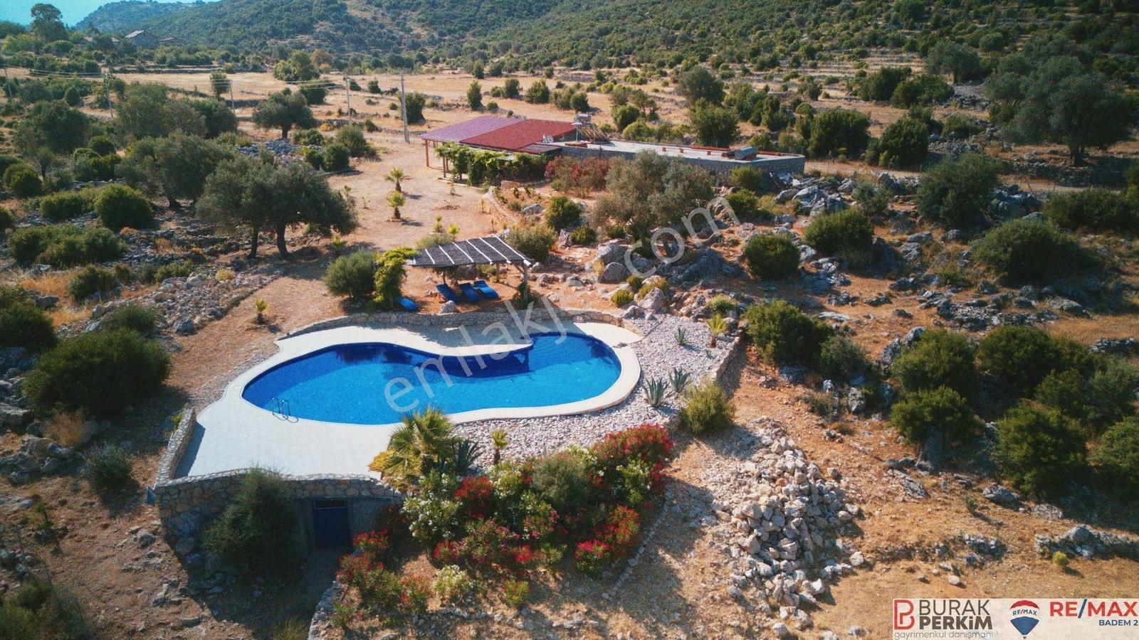 Seydikemer Dodurga'da 8.362 M² Tek Tapu Satılık Havuzlu Taş Ev — fotoğraf 22