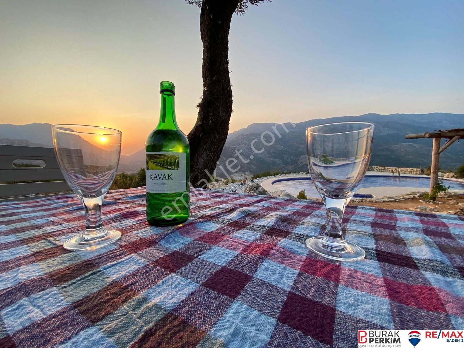 Seydikemer Dodurga'da 8.362 M² Tek Tapu Satılık Havuzlu Taş Ev — fotoğraf 24