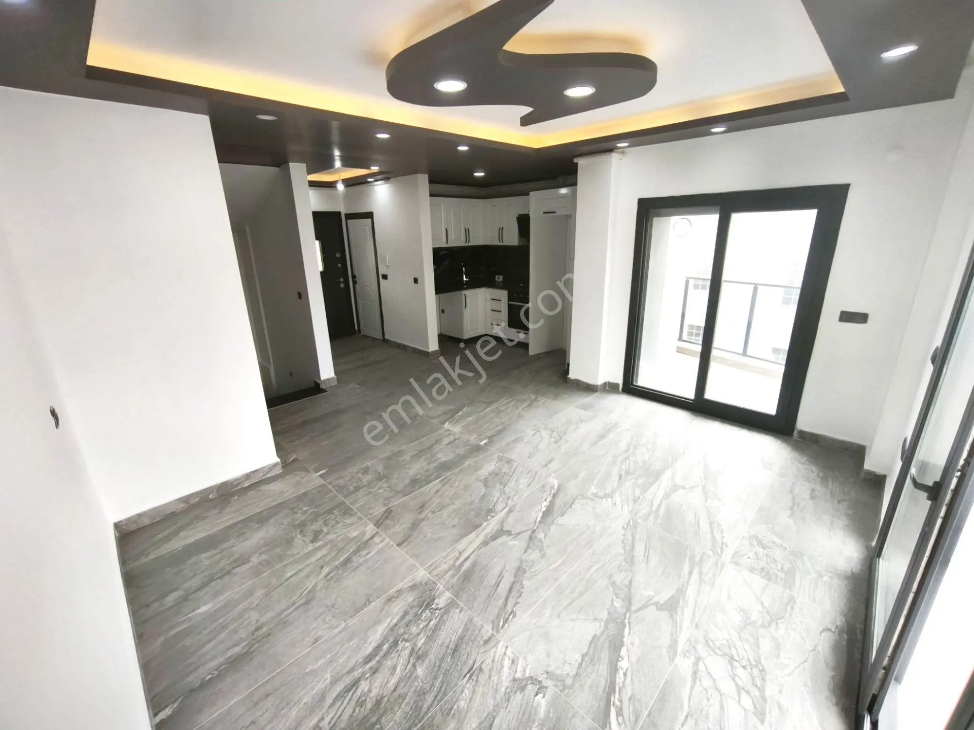 Burhaniye İskele'de Aygül'den Sıfır Deniz Manzaralı Kaçmaz Fırsat Ebeveyn Banyolu 4+1 Satılık Villa — fotoğraf 4