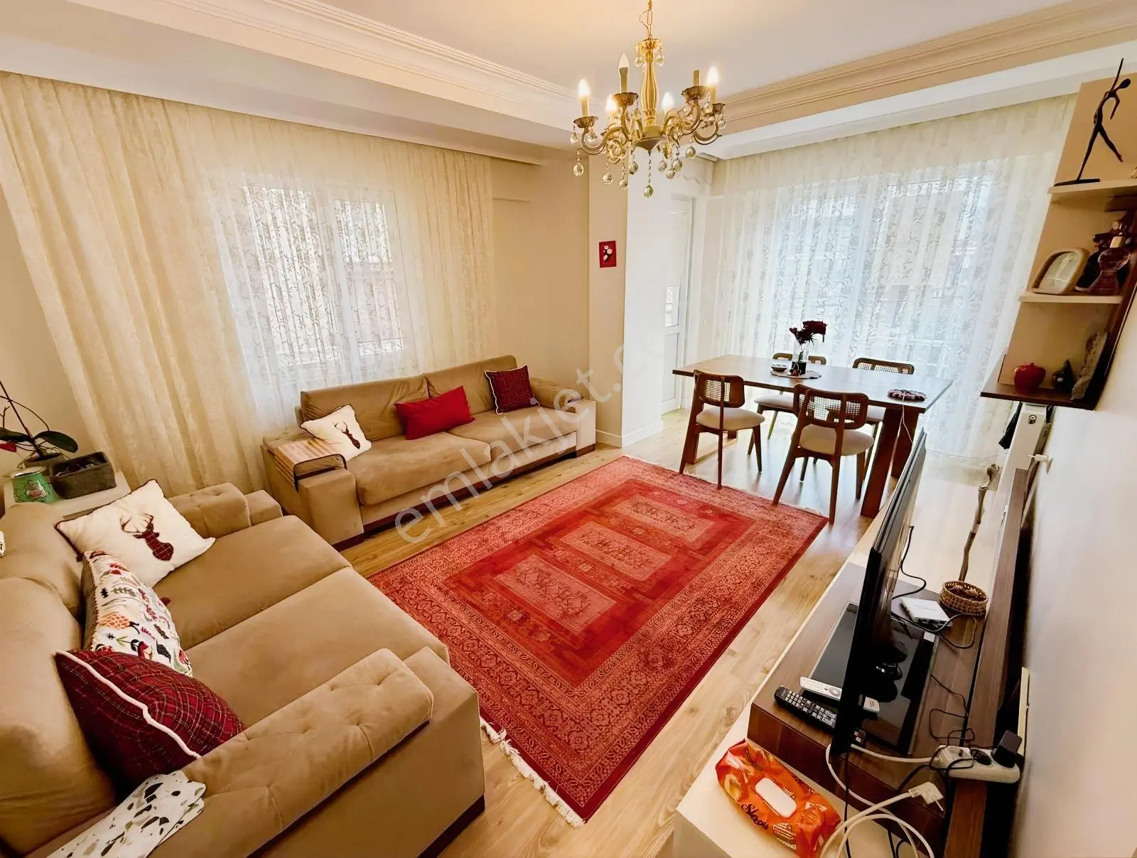 Mercan Emlak'tan Yunus Emre Mah. Asansörlü Otoparklı 2+1 1.kat — fotoğraf 3