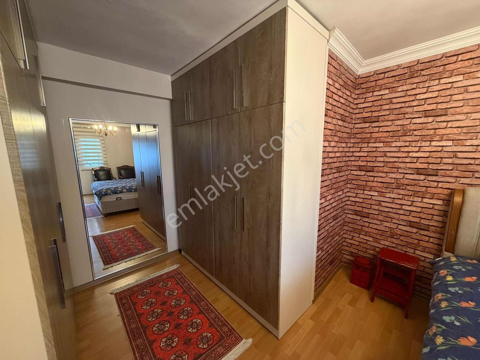 Vıp Gayrimenkul'den Söğütlü Merkez'de 3+1 Satılık Daire — fotoğraf 9