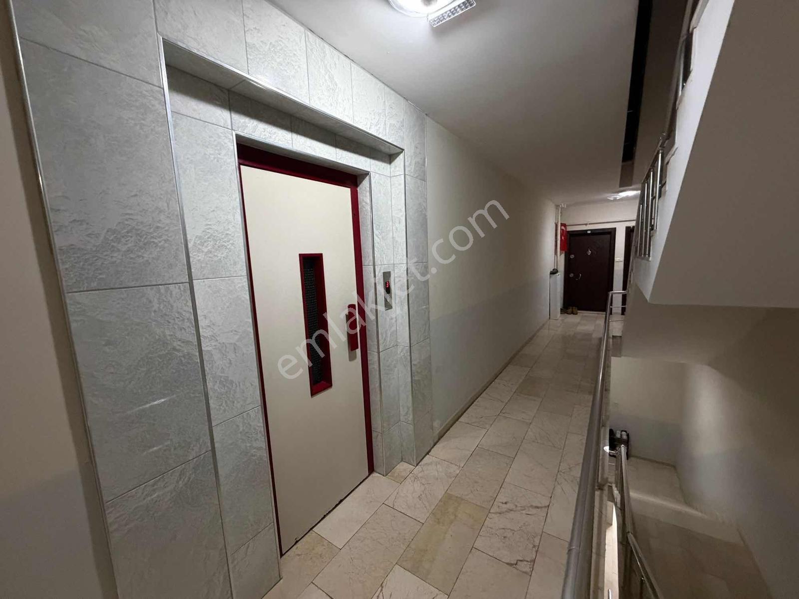 Vıp Gayrimenkul'den Söğütlü Merkez'de 3+1 Satılık Daire — fotoğraf 21