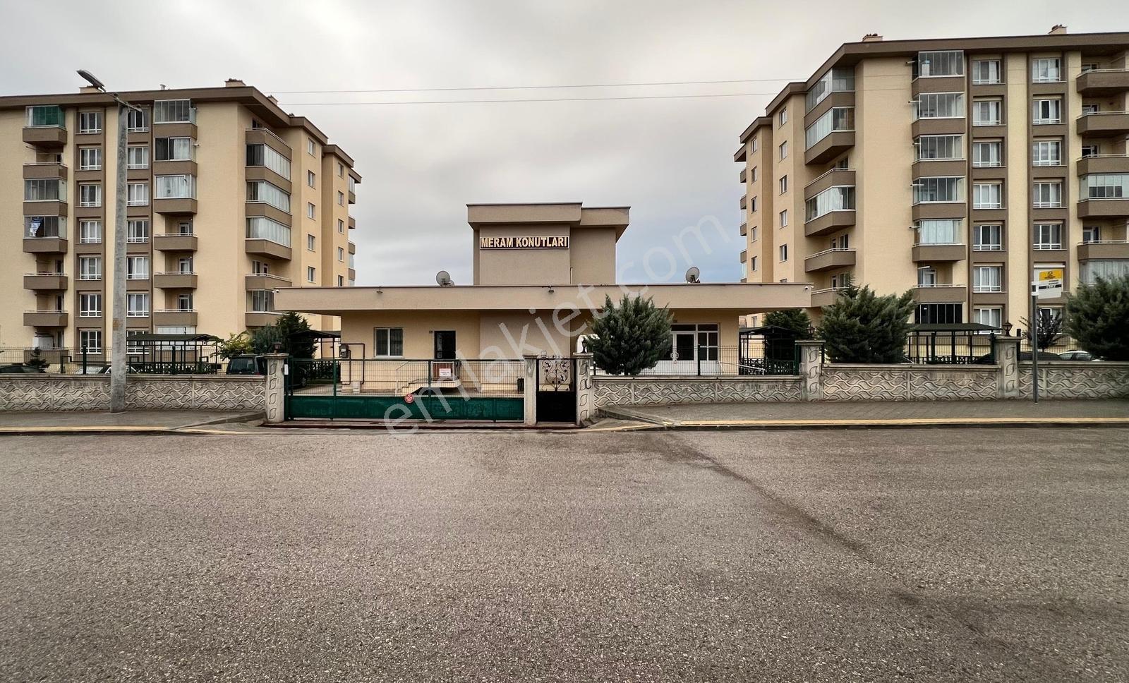 Antalya Çevre Yoluna Cephe 2+1 Y.Giriş Meram Konutları