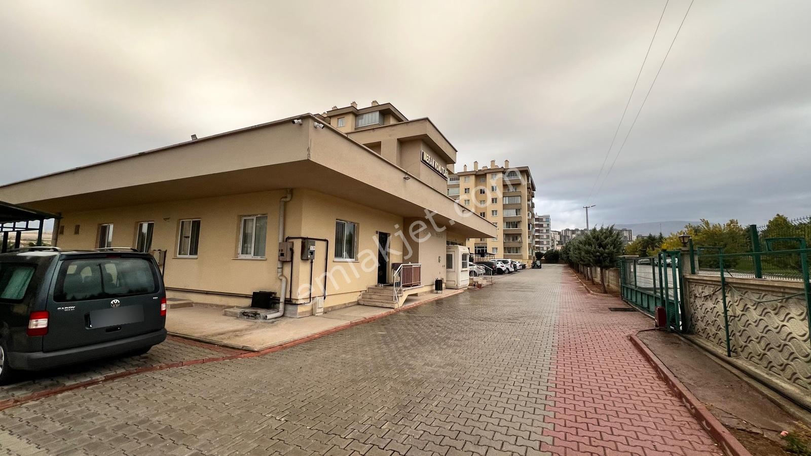 Antalya Çevre Yoluna Cephe 2+1 Y.giriş Meram Konutları — fotoğraf 26