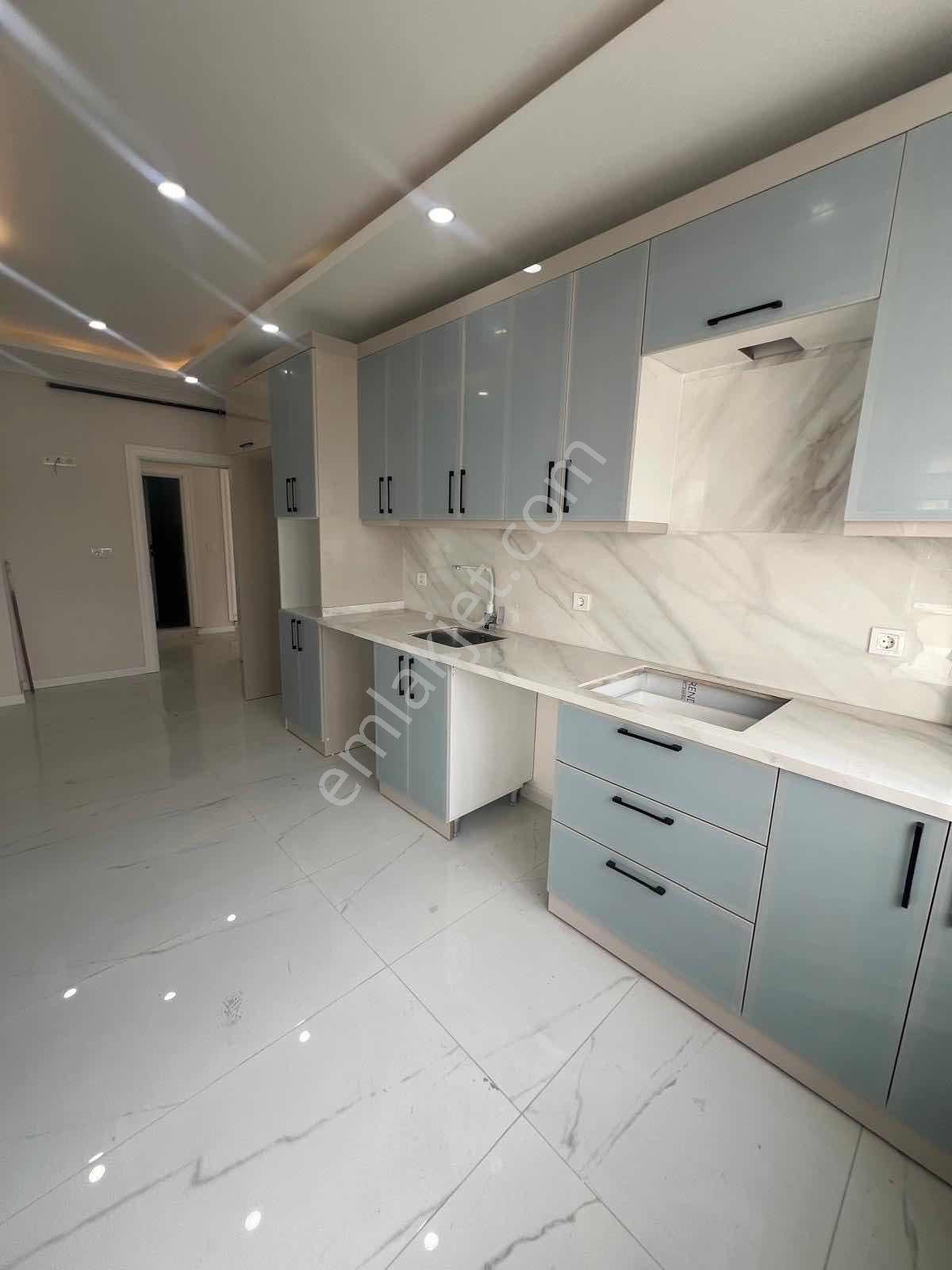 Taşoluk Belediyeye Yakın 110 M2 Satılık Çift Balkonlu Ferah 2+1 — fotoğraf 7